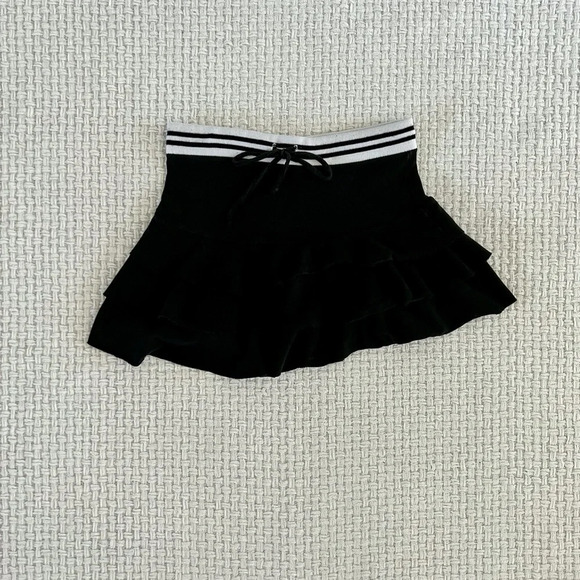 Vintage 90’s Tiered Mini Skirt - Picture 2 of 5